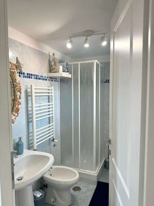 Casa Vacanza Elislor Apartments Fiumicino Zewnętrze zdjęcie